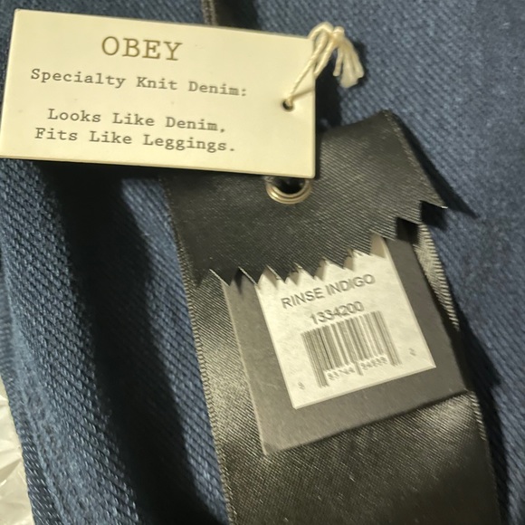 Obey Jeggings - Picture 3 of 4